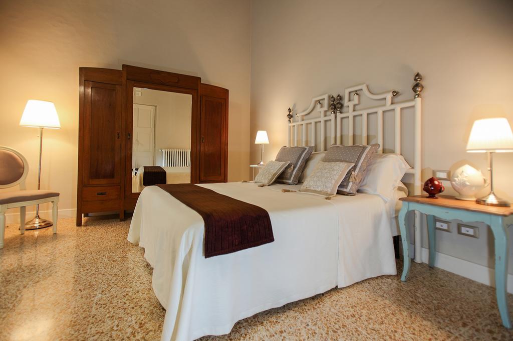 Bed and Breakfast Palazzo Bregante Monopoli Exterior foto